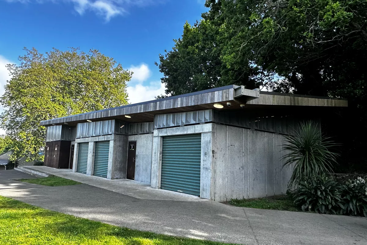 Grey Lynn Changing Rooms and Toilets
